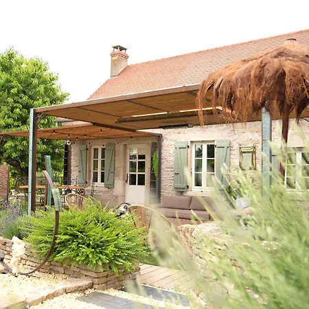 Casa vacanze Loft De Charme Avec Piscine Privée Et à - Fr-1-489-337 Cognat-Lyonne