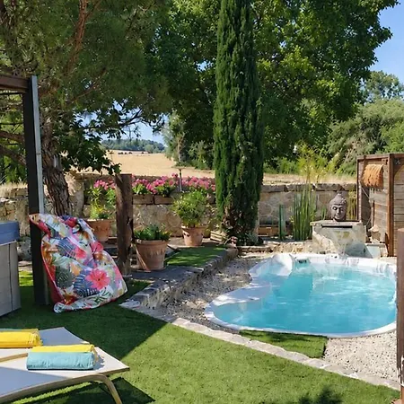 Loft Renove Avec Piscine Privee Et - Havre De Paix En Auvergne - Fr-1-489-337 Holiday home Cognat-Lyonne