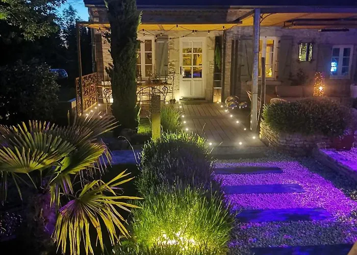 Loft Renove Avec Piscine Privee Et - Havre De Paix En Auvergne - Fr-1-489-337 Cognat-Lyonne